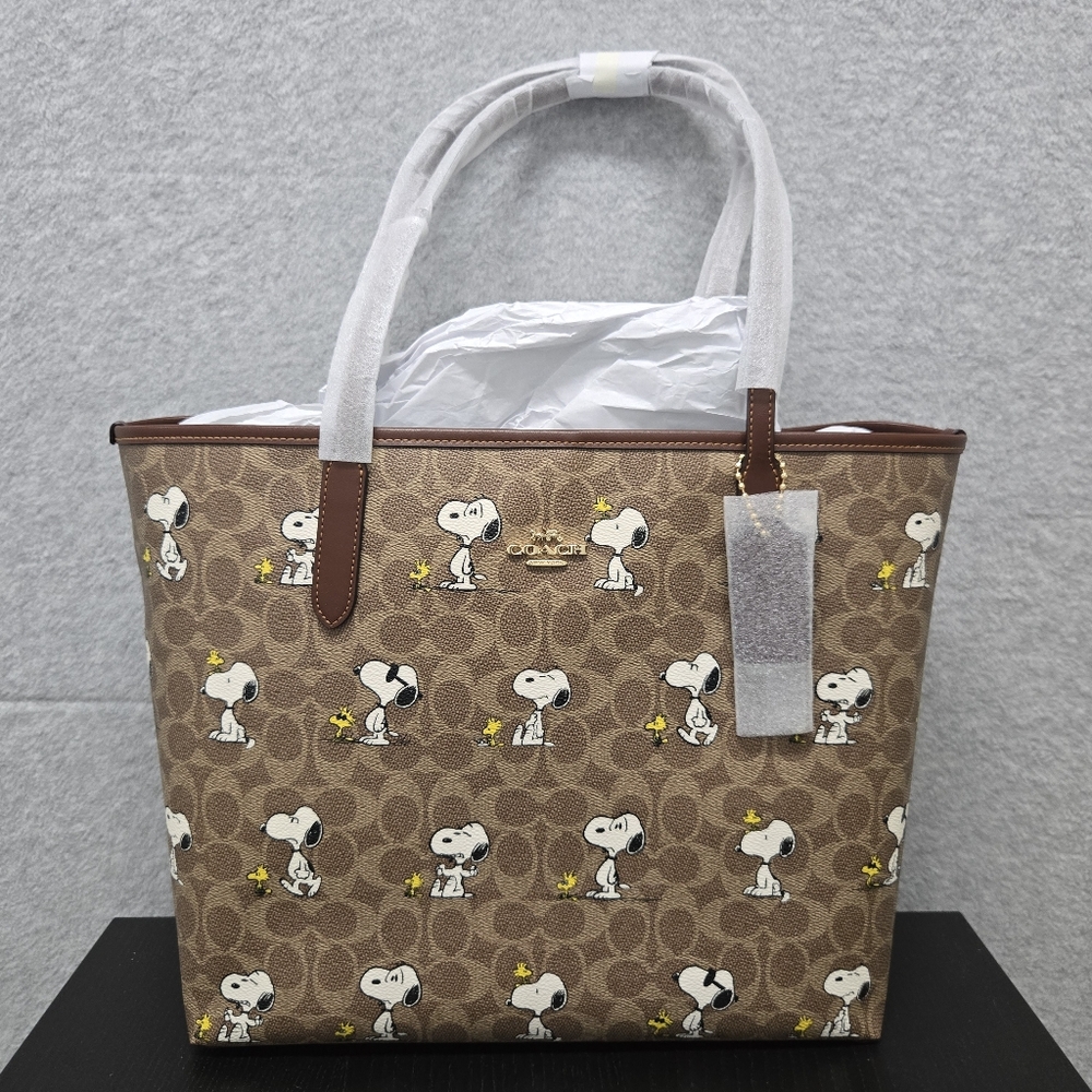 NWT Coach X Peanuts Brown Snoopy City Tote CBJ89